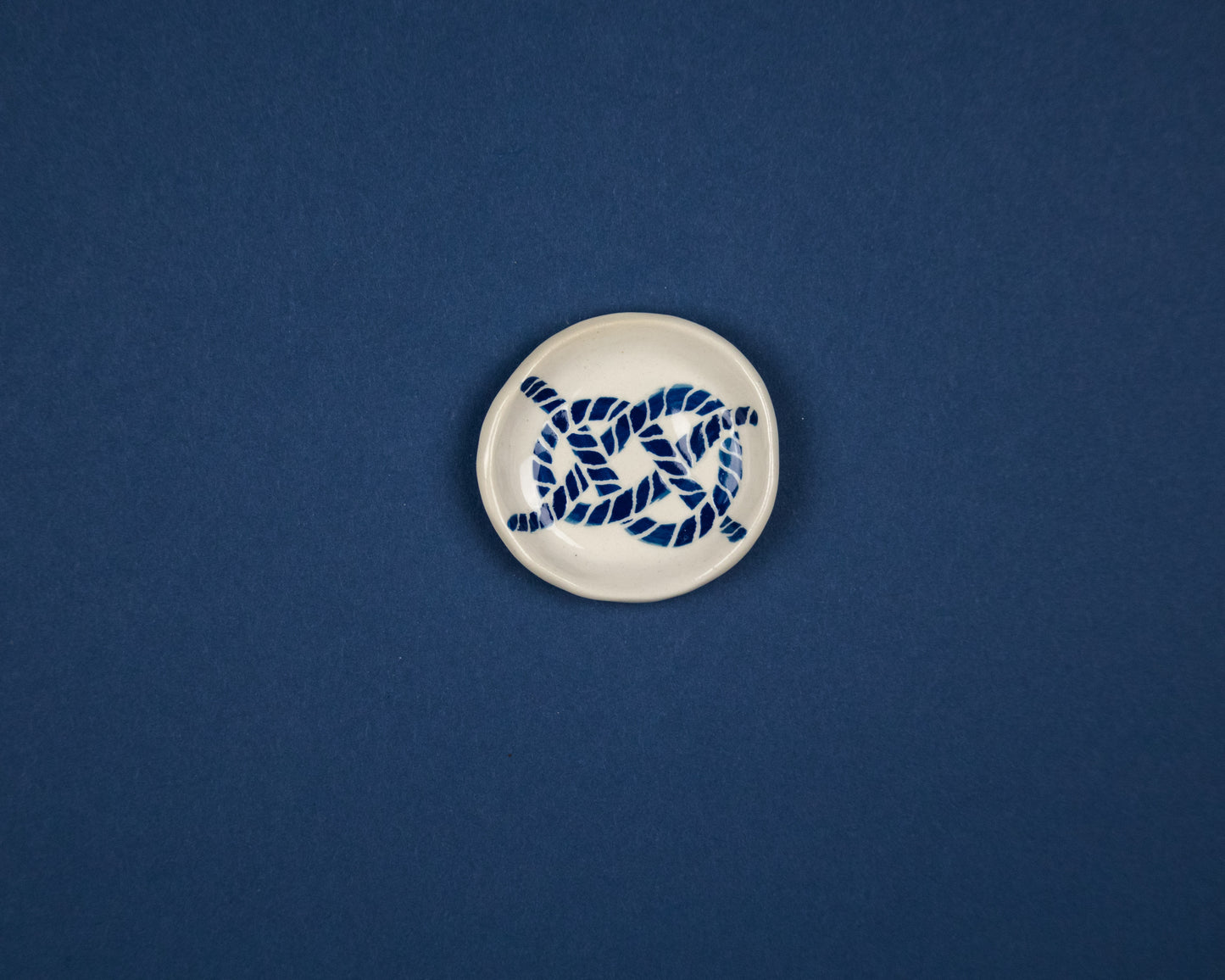 Sailor's Knot Mini 2" dish