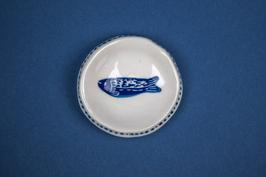 Mini Fish 2" with dotted rim