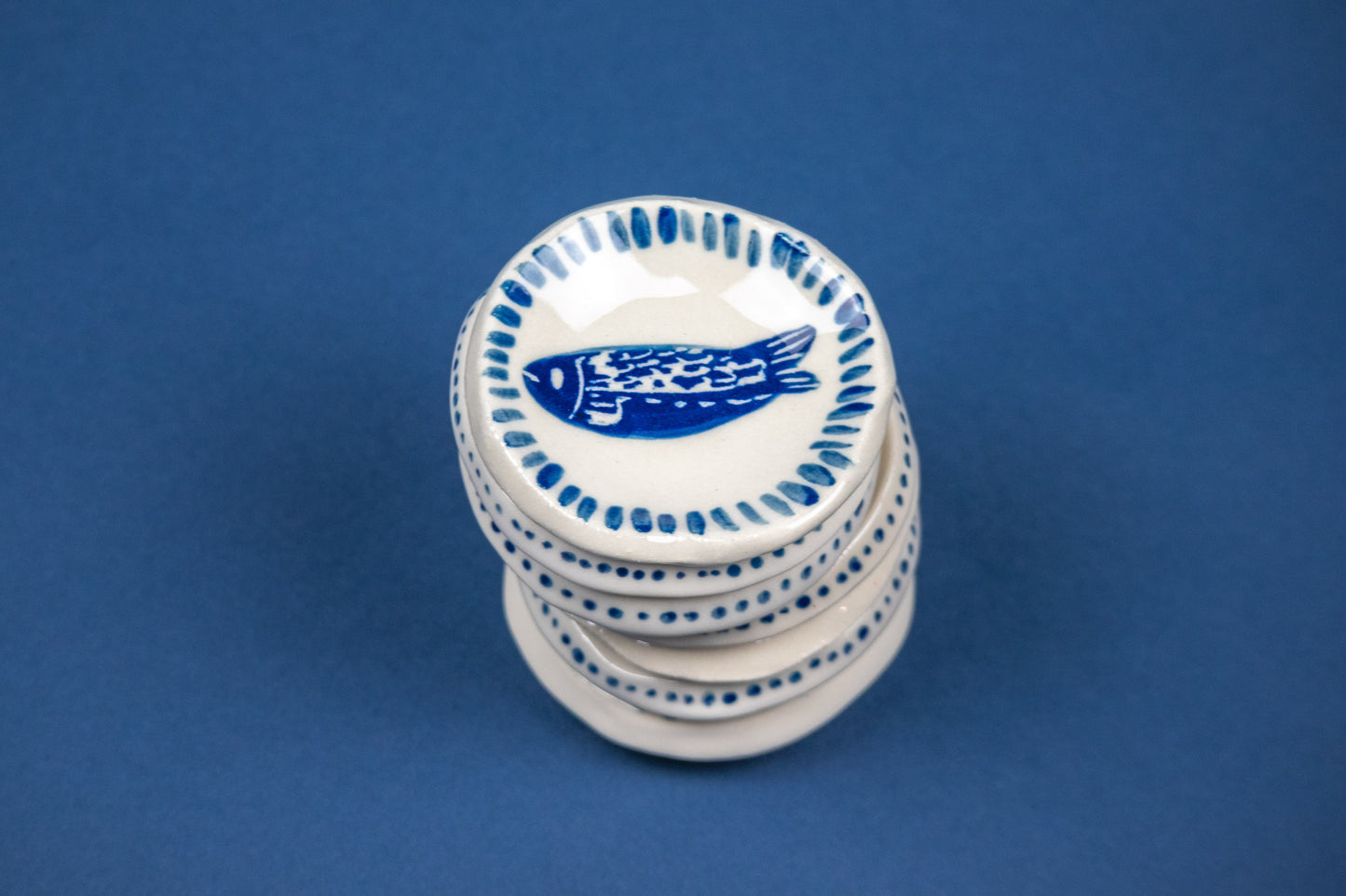 Mini Fish 2" with striped inner rim